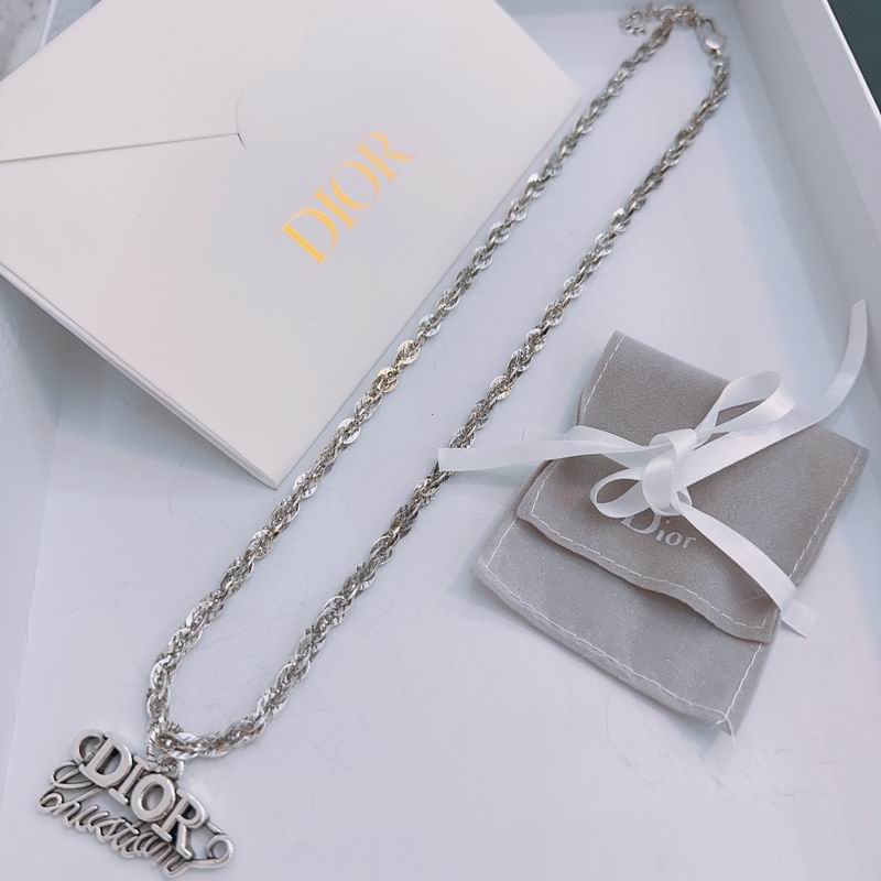 Dior Necklace 05lyr284 (3)